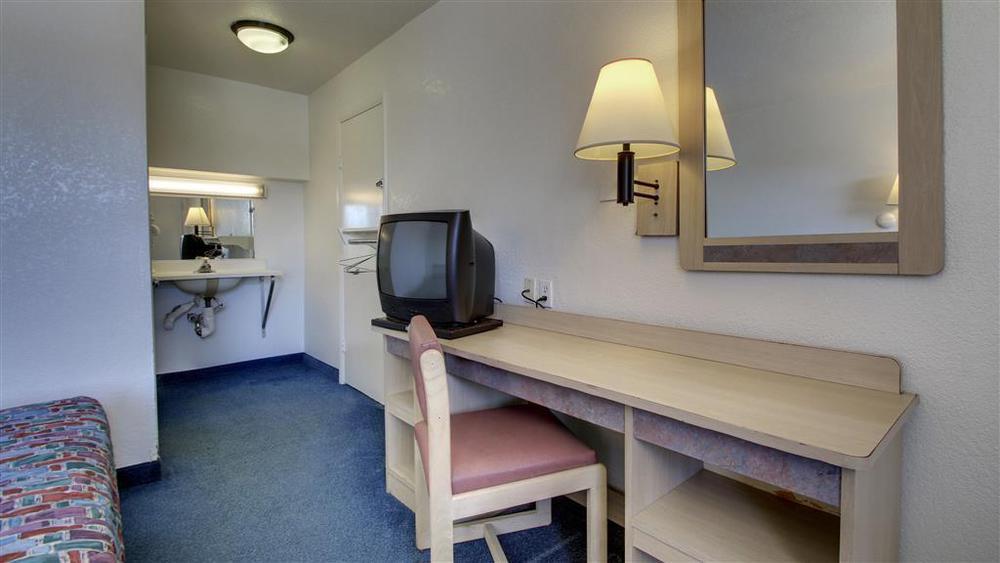 Motel 6 - Oklahoma City Airport الغرفة الصورة