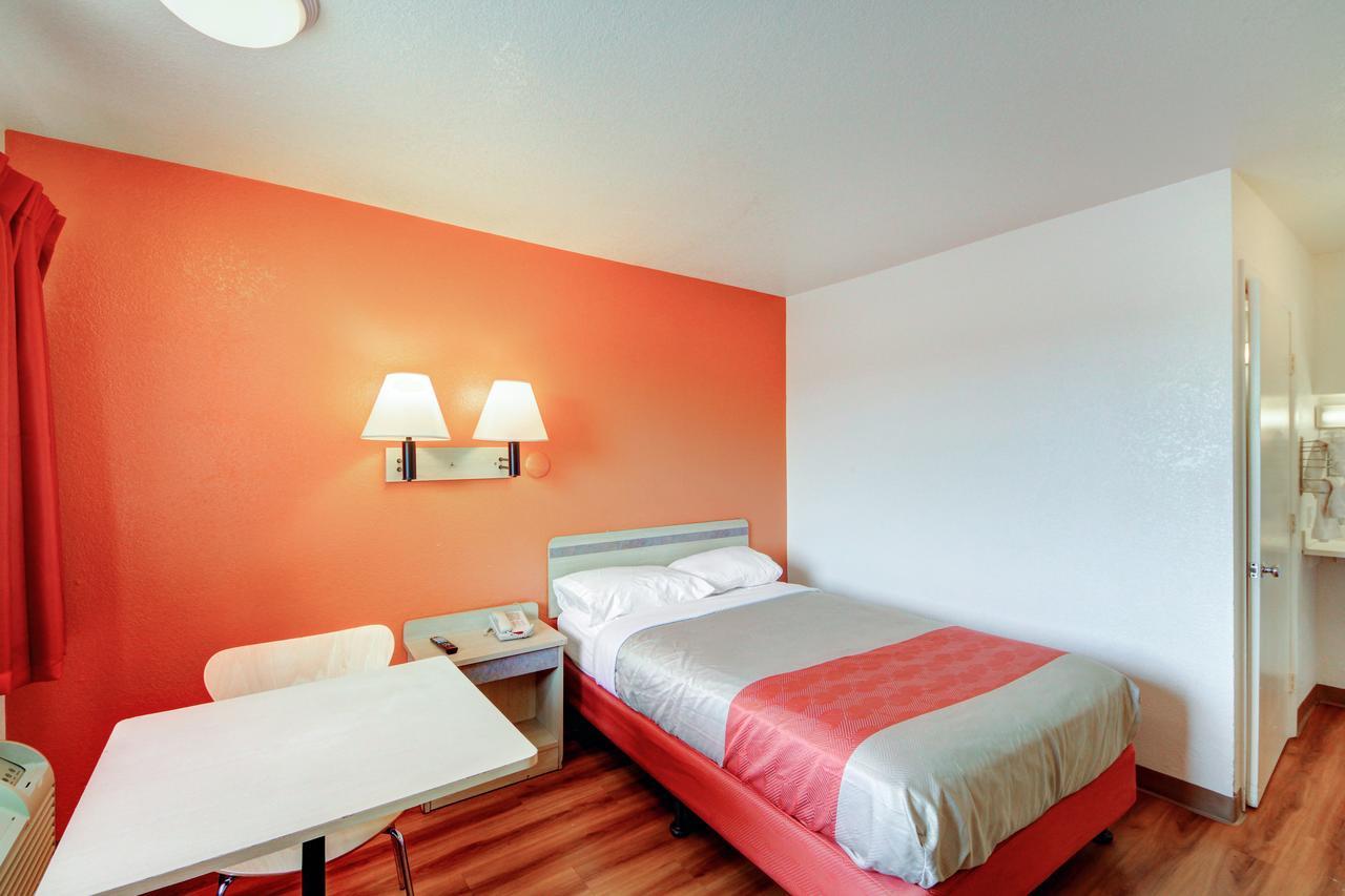 Motel 6 - Oklahoma City Airport الغرفة الصورة
