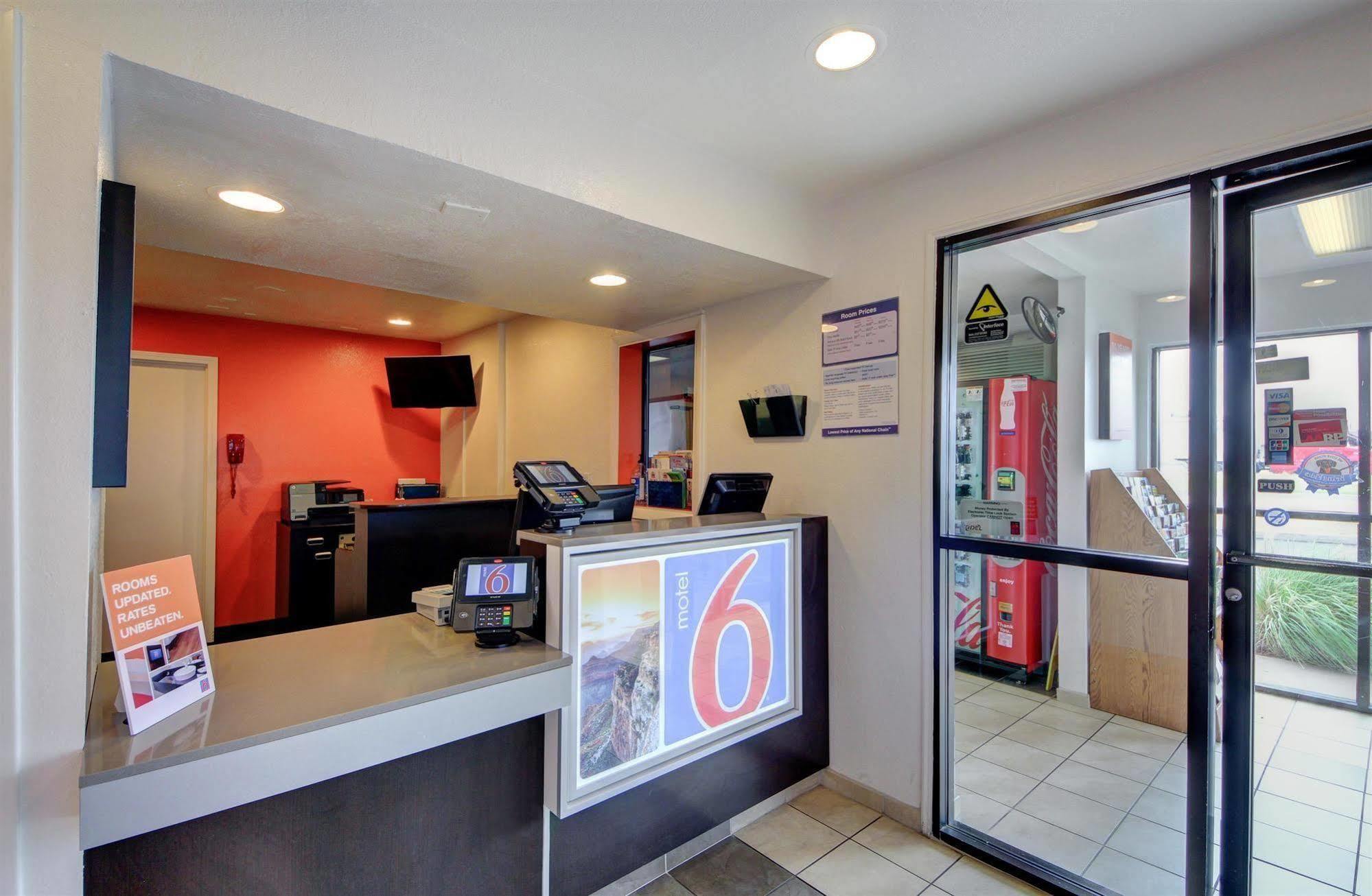 Motel 6 - Oklahoma City Airport المظهر الخارجي الصورة